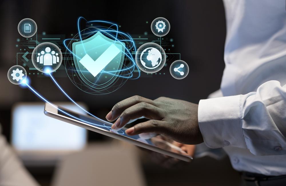 The adviser of the future: Where AI meets human expertise