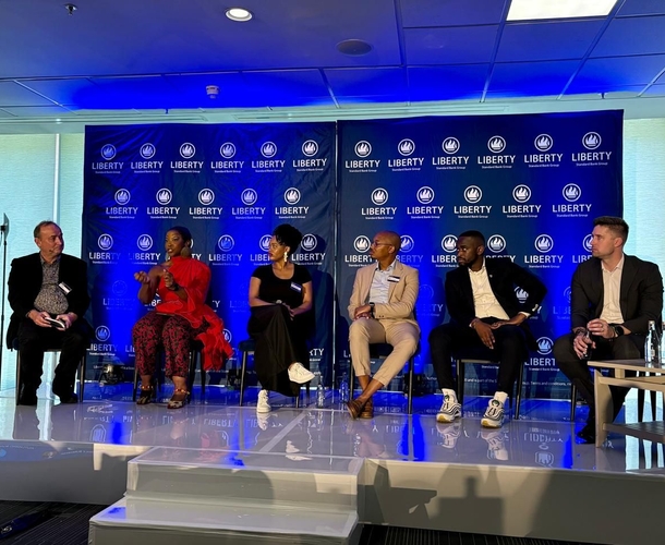 UCT & Liberty Institute study highlights graduate advantage, gender pay gap persistence